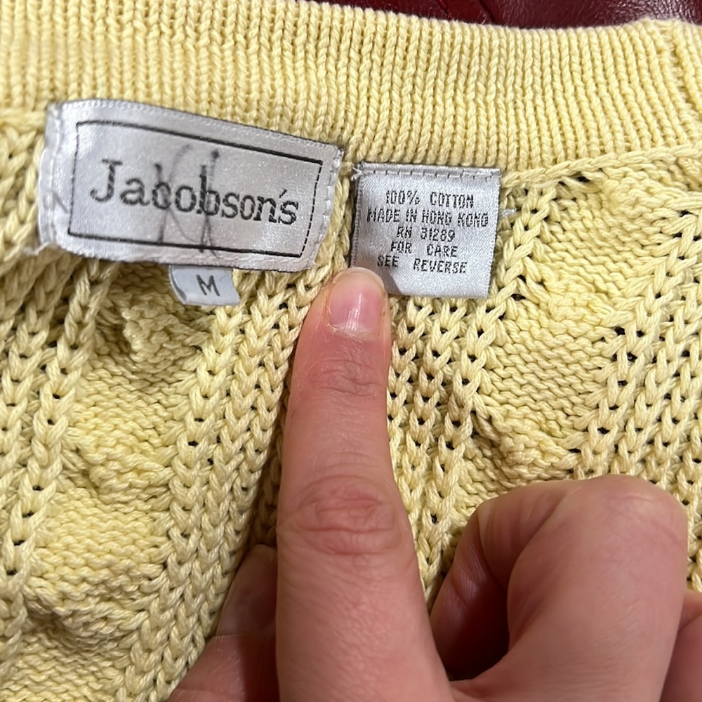 Cardigan 🧥💛 - Picture 8 of 8